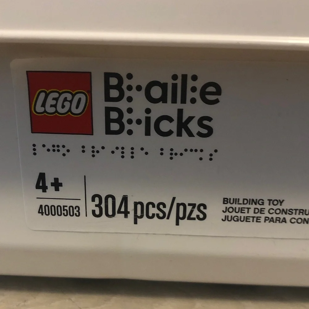 Lego poms new
